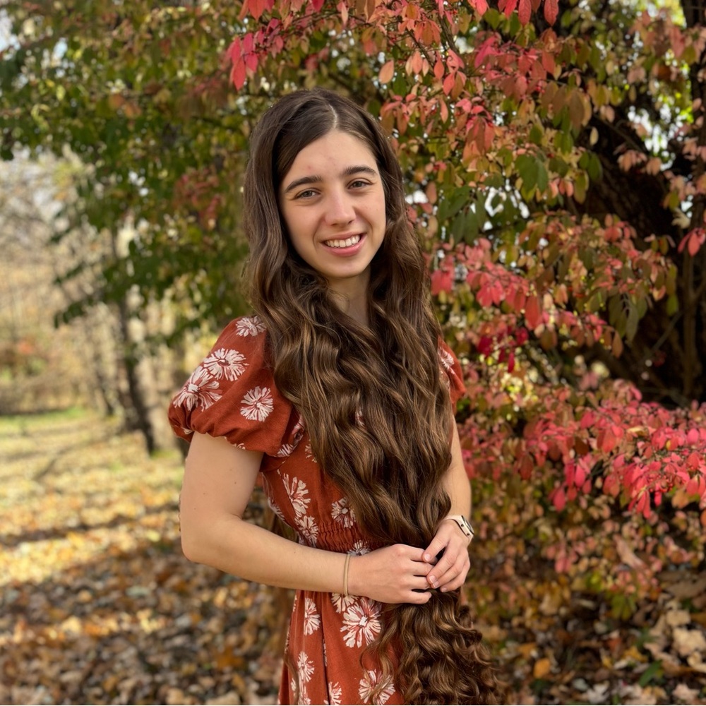 Meet your Posher, Maria